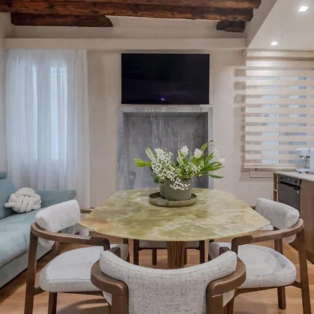 Ares Bed & Relais Βενετία