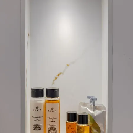 Ares Bed & Relais Ξενοδοχείο με διαμερίσματα 4*
